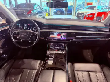 AUDI A8 60 TFSI E QUATTRO LASER PANO 360 MASSAGE HuD
