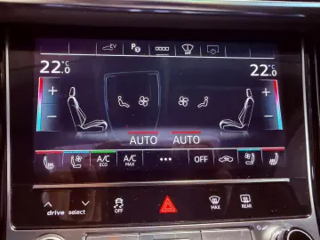 AUDI A8 60 TFSI E QUATTRO LASER PANO 360 MASSAGE HuD