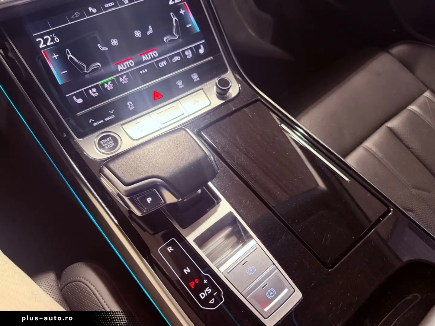 AUDI A8 60 TFSI E QUATTRO LASER PANO 360 MASSAGE HuD