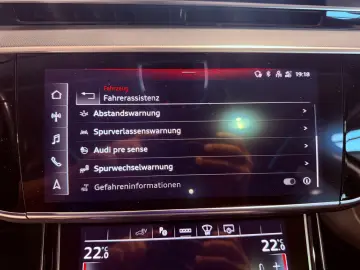 AUDI A8 60 TFSI E QUATTRO LASER PANO 360 MASSAGE HuD
