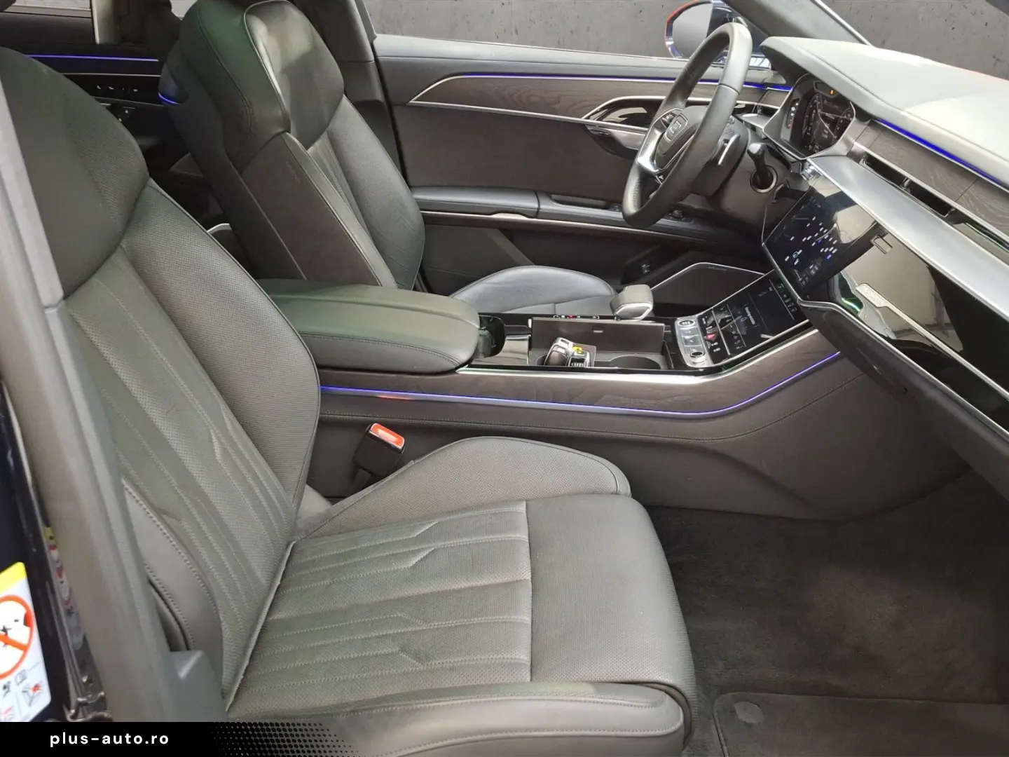 AUDI A8 L TFSI e 60 e quattro