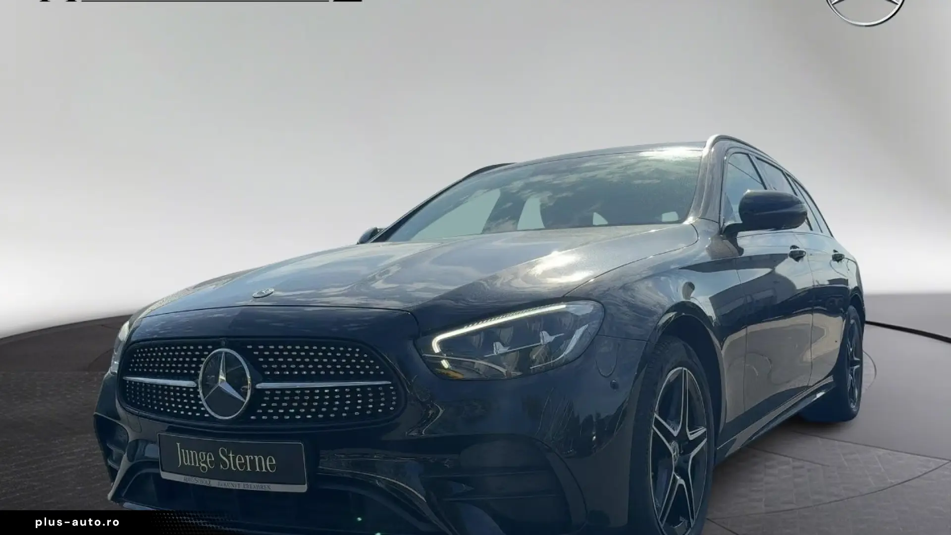 Mercedes-Benz E 300 e T AMG NIGHT Towbar Sunroof 360