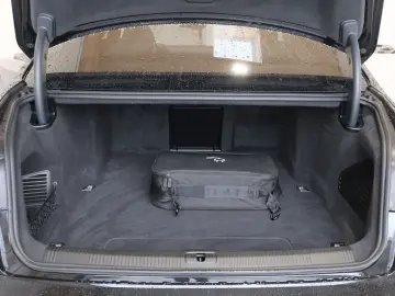 AUDI A8 60 TFSI e quattro HUD PANO ACC 360 KAM