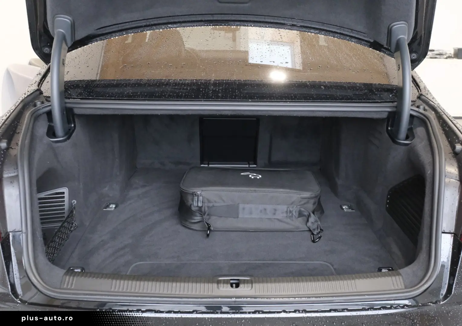 AUDI A8 60 TFSI e quattro HUD PANO ACC 360 KAM