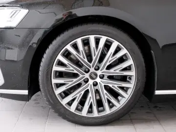 AUDI A8 60 TFSI e quattro HUD PANO ACC 360 KAM