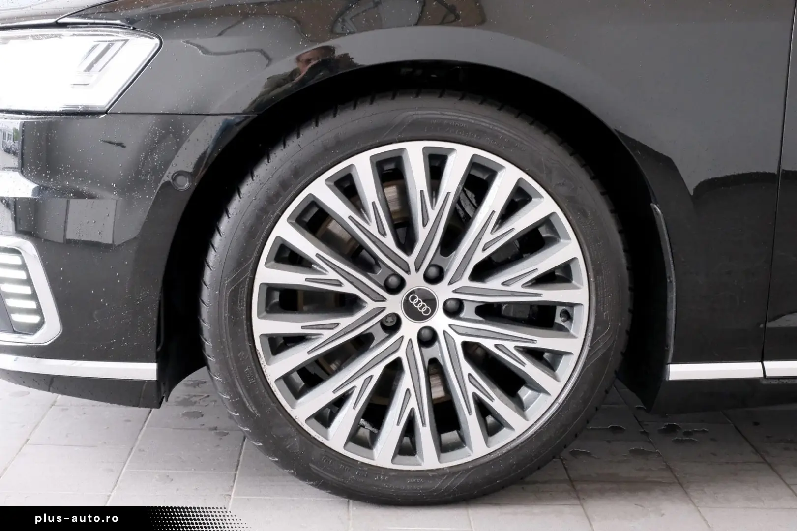 AUDI A8 60 TFSI e quattro HUD PANO ACC 360 KAM
