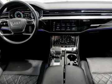 AUDI A8 60 TFSI e quattro HUD PANO ACC 360 KAM