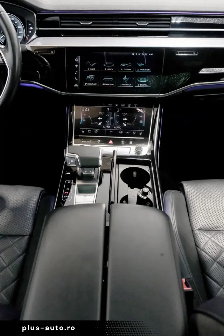 AUDI A8 60 TFSI e quattro HUD PANO ACC 360 KAM
