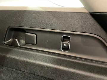 MERCEDES-BENZ GLE 450 4Matic AMG-Line Automatik LED …
