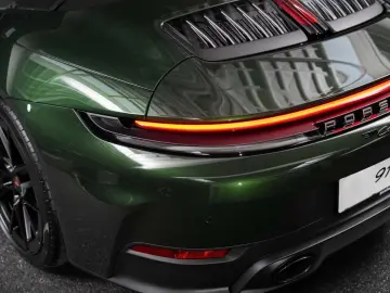 Porsche 992.2 Carrera 4S Cab. PDK