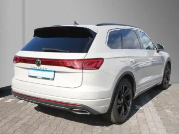 VW Touareg 3.0 V6 TSI 4M Elegance 20  Pano Dynaudio