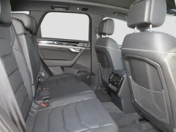 VW Touareg 3.0 V6 TSI 4M Elegance 20  Pano Dynaudio