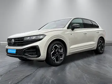 VW Touareg R-Line 3.0TSI  LUFT STDHZG HD-MATRIX HUD