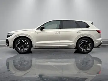 VW Touareg R-Line 3.0TSI  LUFT STDHZG HD-MATRIX HUD