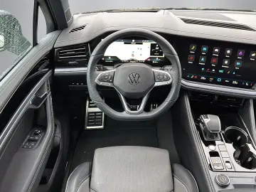 VW Touareg R-Line 3.0TSI  LUFT STDHZG HD-MATRIX HUD