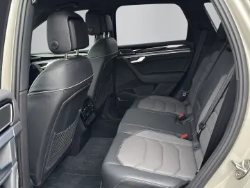VW Touareg R-Line 3.0TSI  LUFT STDHZG HD-MATRIX HUD