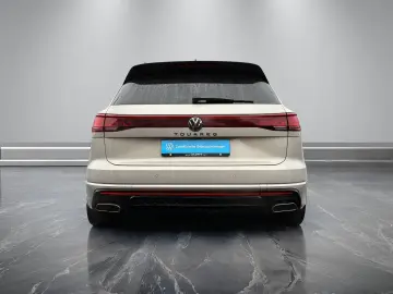 VW Touareg R-Line 3.0TSI  LUFT STDHZG HD-MATRIX HUD