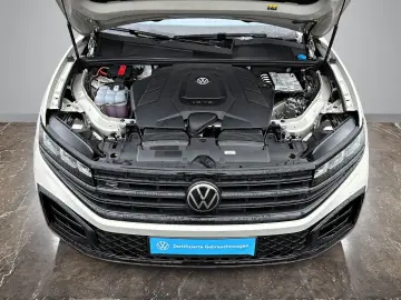 VW Touareg R-Line 3.0TSI  LUFT STDHZG HD-MATRIX HUD