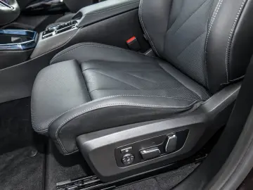 BMW X3 M50 xDrive M Sport HUD PANO ACC AHK 360 KAM