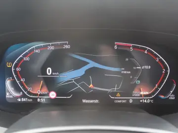 BMW X5 xDrive 30 d 8-speed navigation