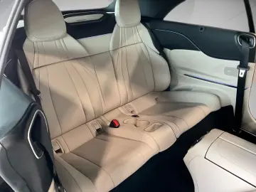 MERCEDES-BENZ CLE 180 Cabrio AMG-Line 360 AUT Kam. K…