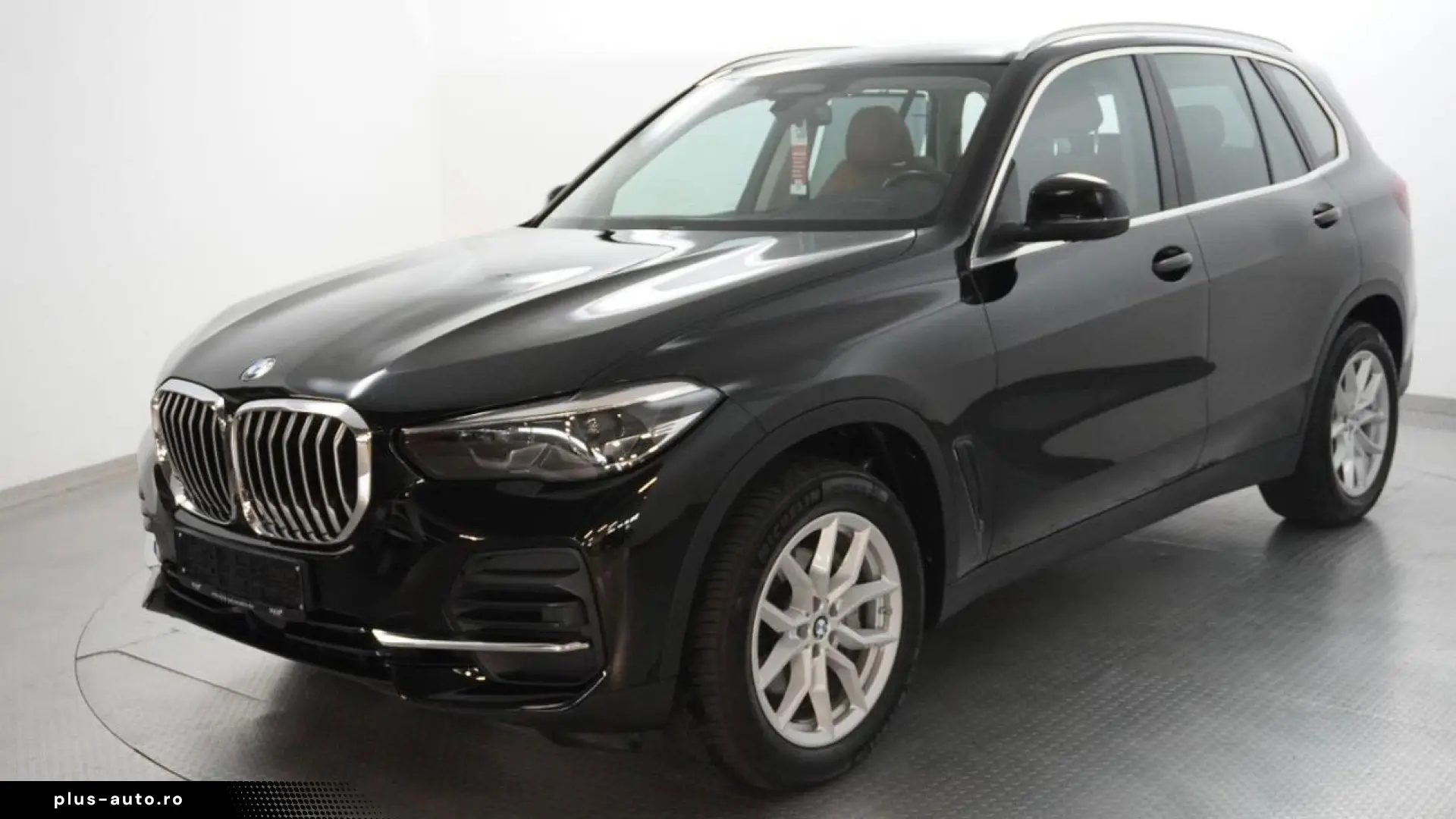 BMW X5 xDr 30d PANO STANDHZ MEMO PROF KAM KEY ACC MF