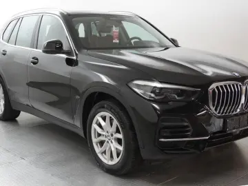 BMW X5 xDr 30d PANO STANDHZ MEMO PROF KAM KEY ACC MF