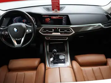 BMW X5 xDr 30d PANO STANDHZ MEMO PROF KAM KEY ACC MF