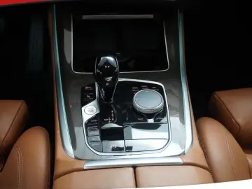 BMW X5 xDr 30d PANO STANDHZ MEMO PROF KAM KEY ACC MF
