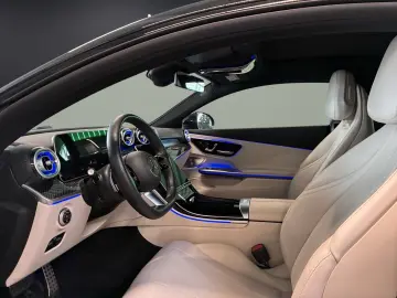 MERCEDES-BENZ CLE 220 d AMG-LINE PANO DIGITAL-LIGHT …