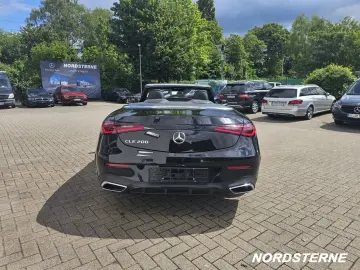 MERCEDES-BENZ CLE 200 Cabrio AMG 19Zoll Kamera Sound…