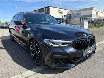 BMW 530 d xDrive M Sport Pano HUD H&K