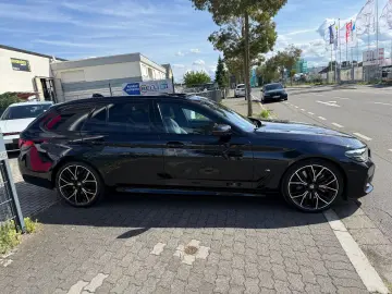 BMW 530 d xDrive M Sport Pano HUD H&K
