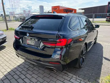 BMW 530 d xDrive M Sport Pano HUD H&K