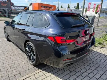 BMW 530 d xDrive M Sport Pano HUD H&K