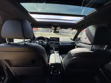 BMW 530 d xDrive M Sport Pano HUD H&K