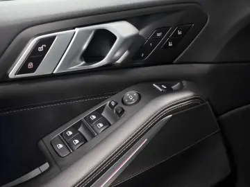 BMW X5 xDrive 30 d  LED HUD 3D-VIEW LEATHER