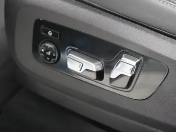 BMW X5 xDrive 30 d  LED HUD 3D-VIEW LEATHER