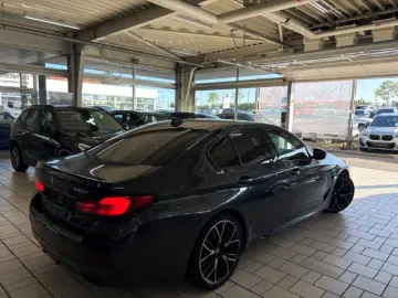 BMW 530 dA xDrive Lim. M Sport Leder AHK SD H K