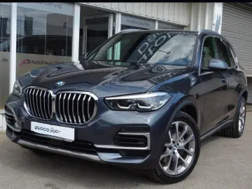 BMW X5 xDrive30d xLine 20  Navi LEDer Keyl. HUD AHK