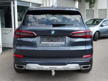 BMW X5 xDrive30d xLine 20  Navi LEDer Keyl. HUD AHK