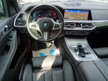 BMW X5 xDrive30d xLine 20  Navi LEDer Keyl. HUD AHK