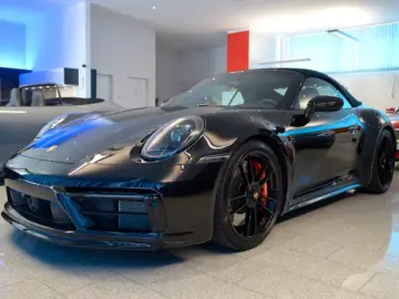 Porsche 992 Carrera 4 GTS Cabrio