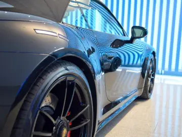Porsche 992 Carrera 4 GTS Cabrio