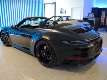 Porsche 992 Carrera 4 GTS Cabrio