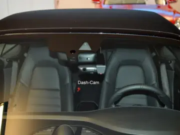 Porsche 992 Carrera 4 GTS Cabrio