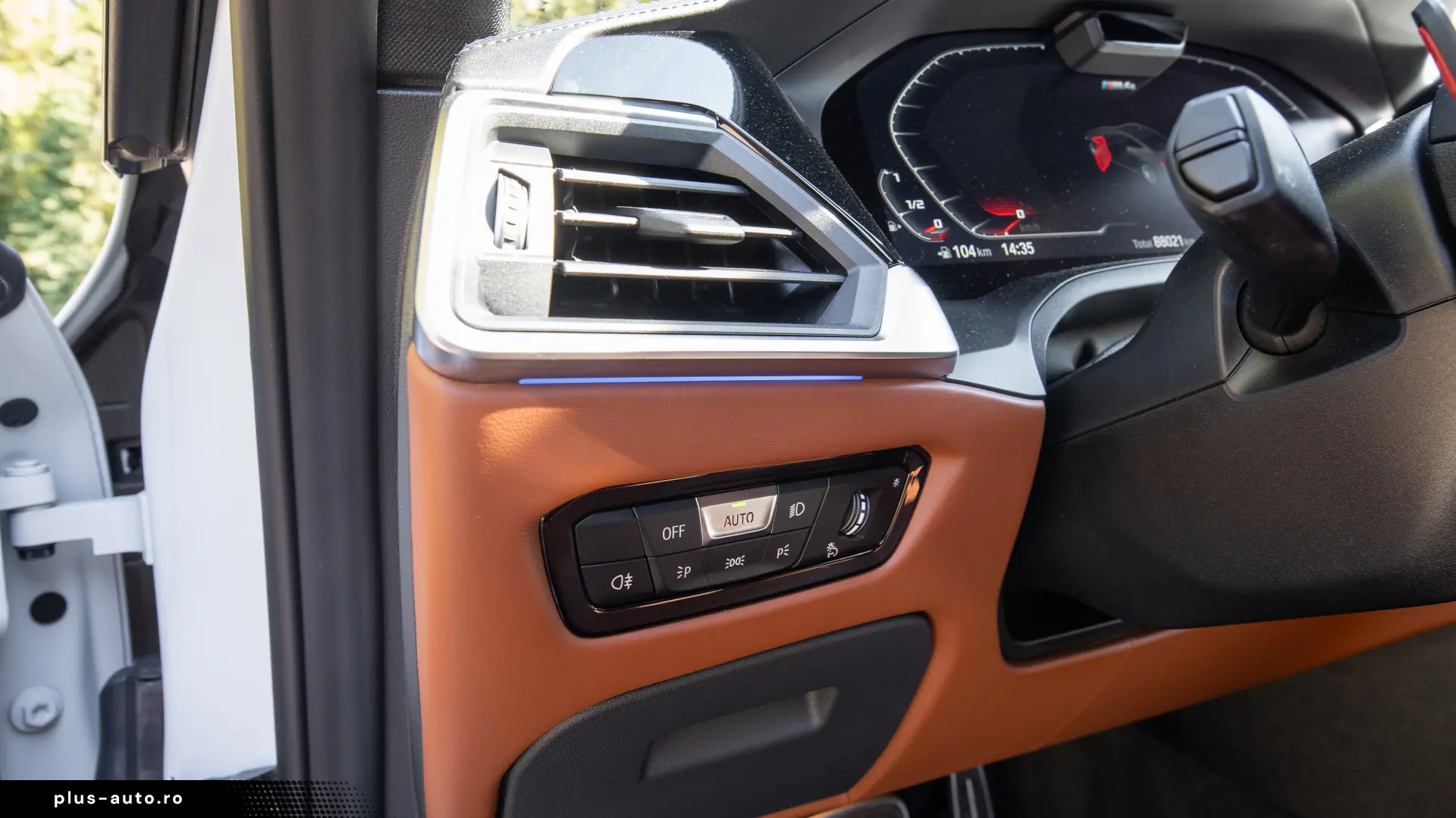 BMW M4 Competition X-Drive