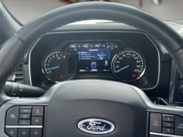 FORD F 150 XLT 4WD Doppelkabine