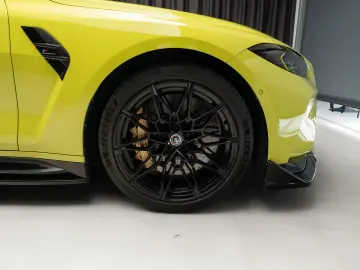 BMW M4 Competition xDrive 510CP Frane Ceramice Scaune Carbon