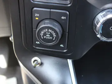 FORD F 150 Raptor 3.5L V6 EcoBoost Performance